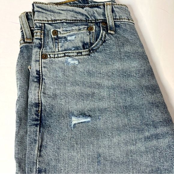 Levi's Performance 512 Stretch Slim Taper Light Wash Distressed Men's Jeans New! - Picture 6 of 9